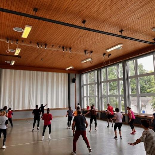 Zumba-Stunde anlässlich Schweiz bewegt